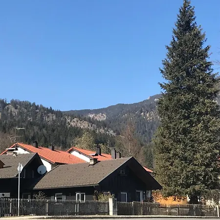 Lakehouse Gretel On Ground Floor Sleeps 2 Comfortably, Maximum 4 Apartament Kochel am See
