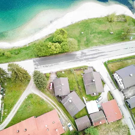 Apartament Lakehouse Gretel On Ground Floor Sleeps 2 Comfortably, Maximum 4 Kochel am See